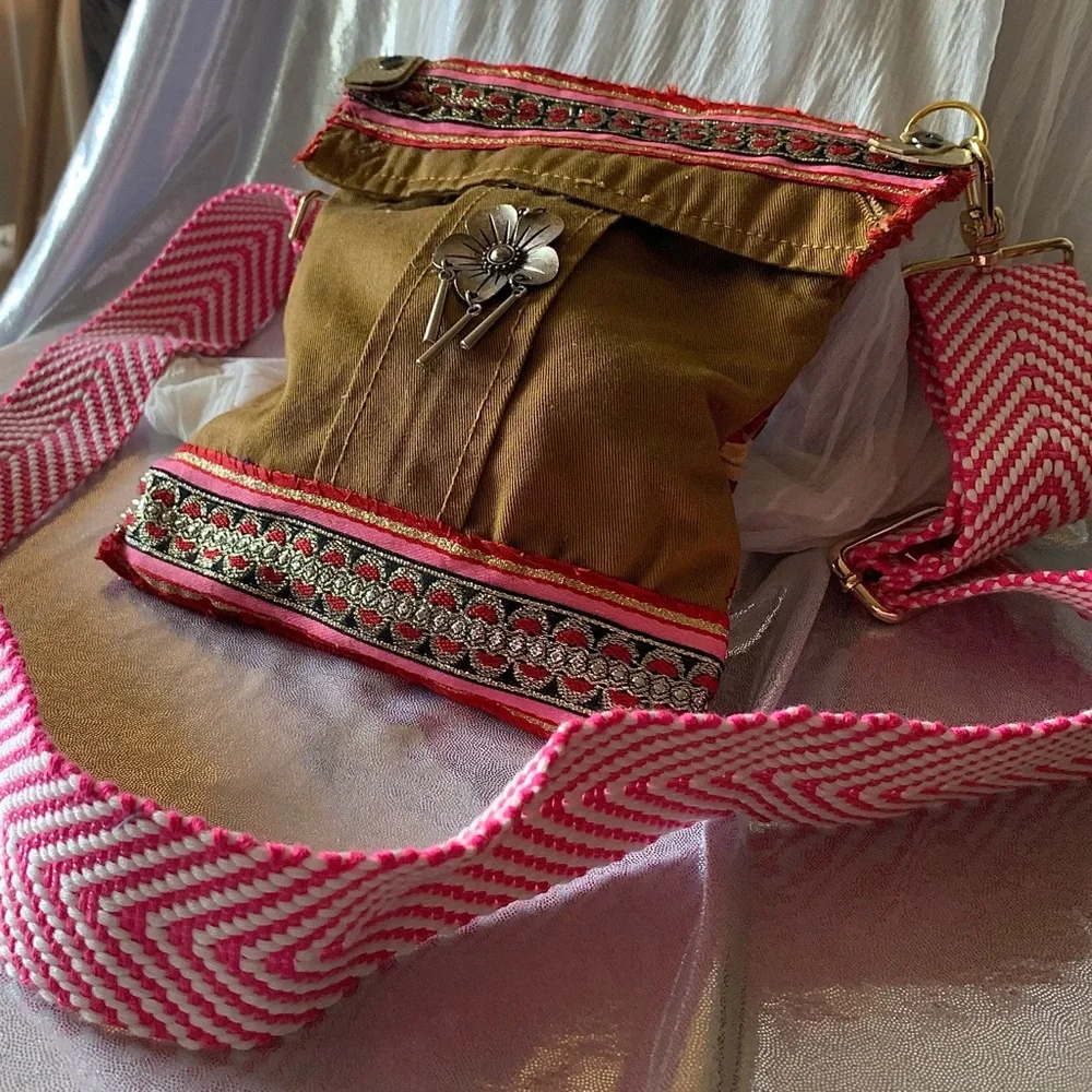 Embroidered Gold and Pink Crossbody Bag. Upcycled - Picture 2 of 8